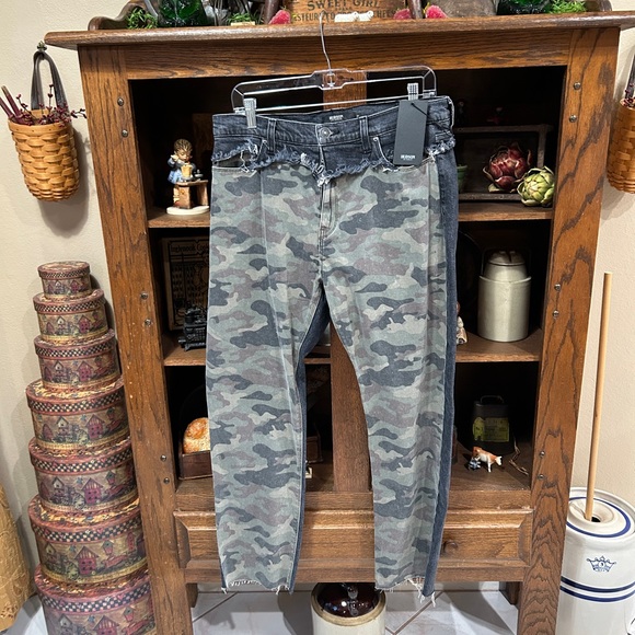 Hudson Camo Jeans NWT - Picture 1 of 12